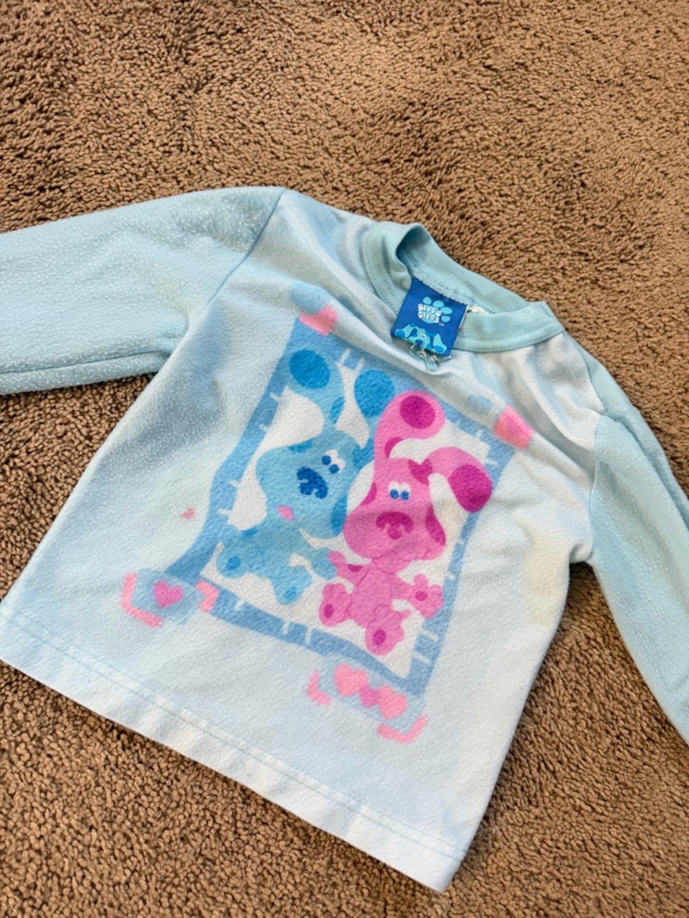 Vintage/90s Light Blue Kids Long-Sleeve Tee with Blues clues and magenta Print